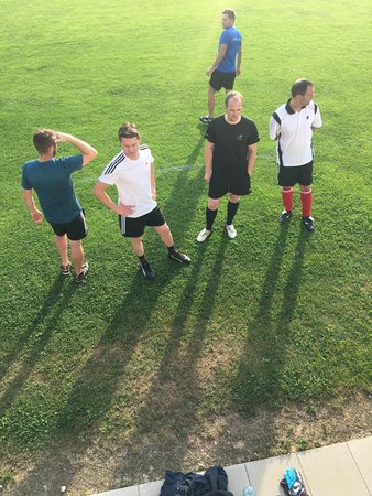 Fußball alte Lj gegen junge Lj