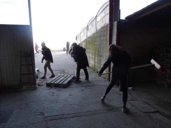 Halloweenparty abbauen